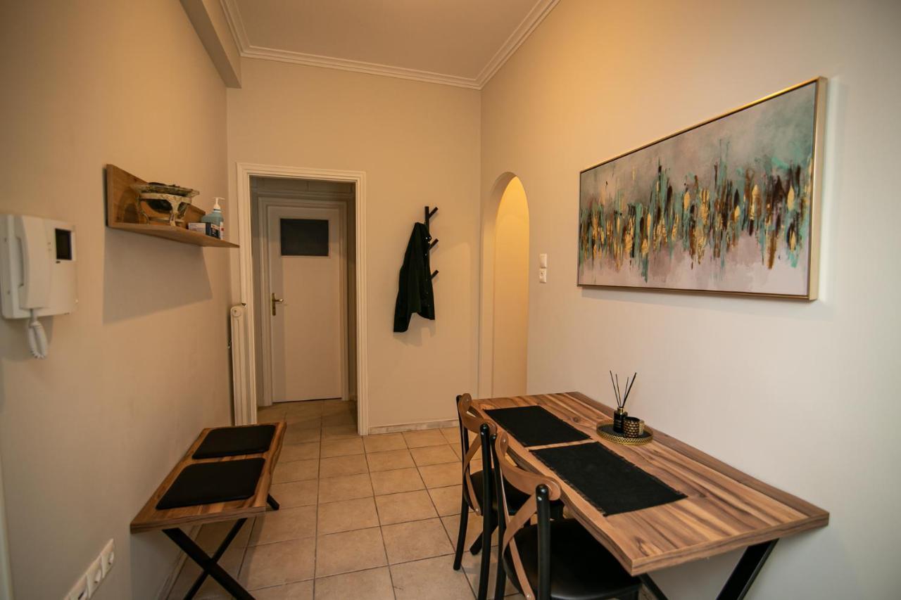 Nobili Guesthouse Athènes Extérieur photo